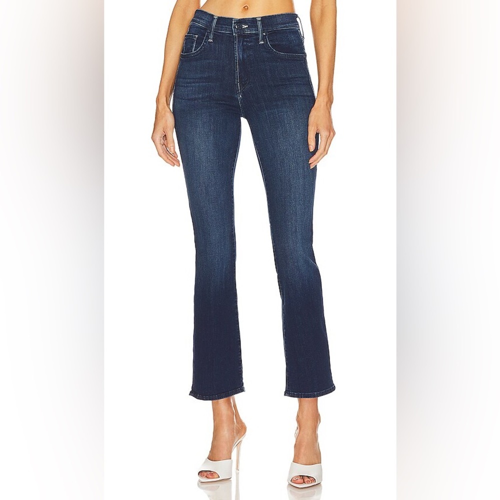 MOTHER Dark Blue Ankle The Hustler Ankle Jeans in Heirloom